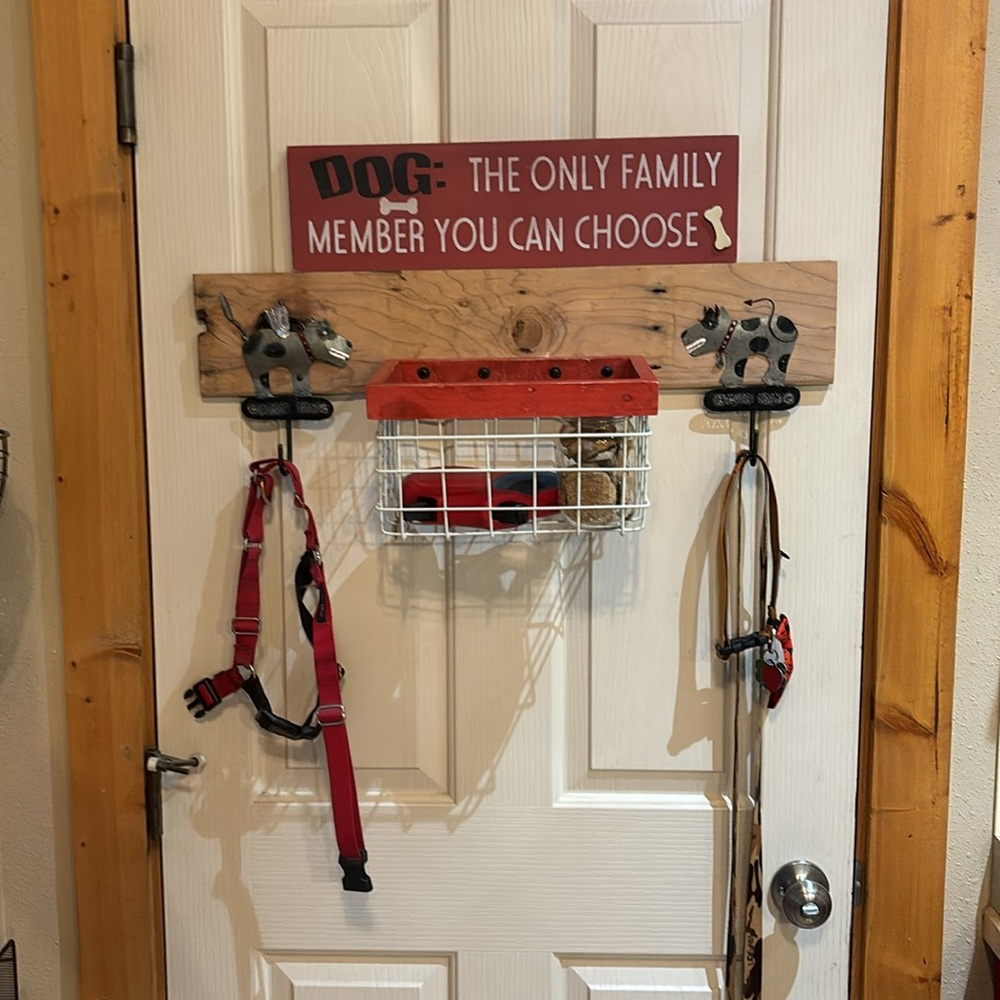 Dog Accessory Storage - Picture 2 of 11